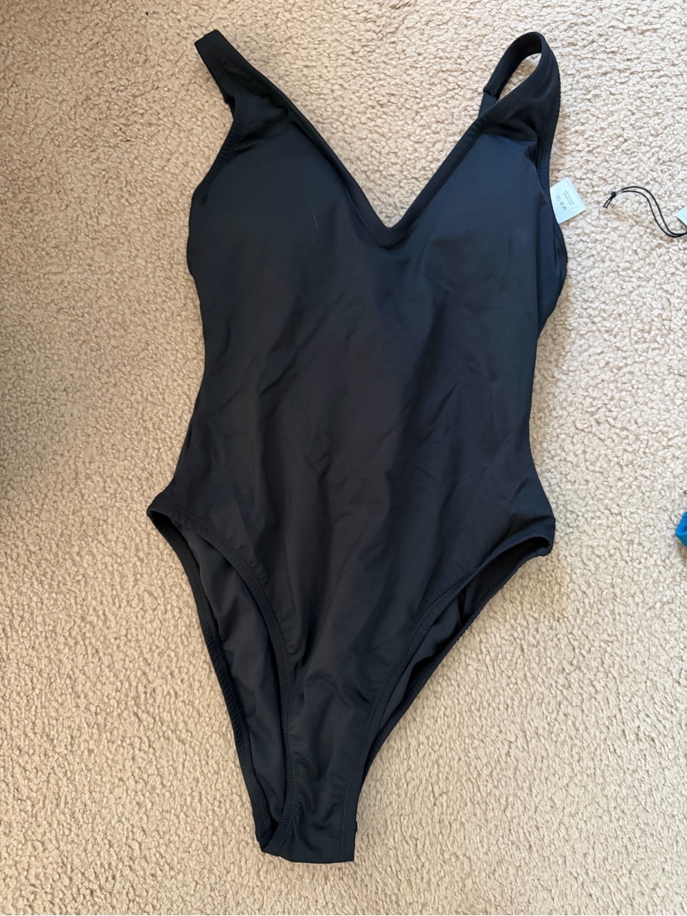 Shade & Shore women’s shaping plunge one piece